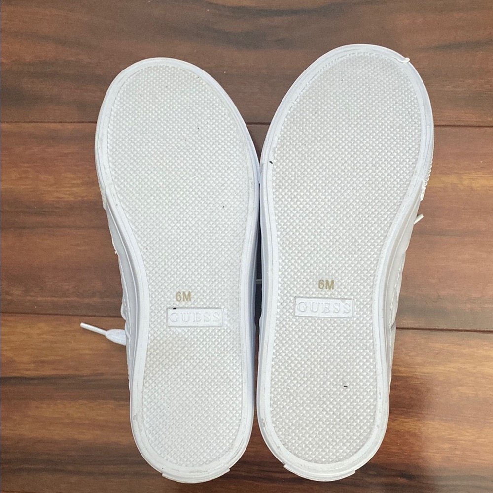 GUESS White and Gold Women's Sneakers - Picture 6 of 7